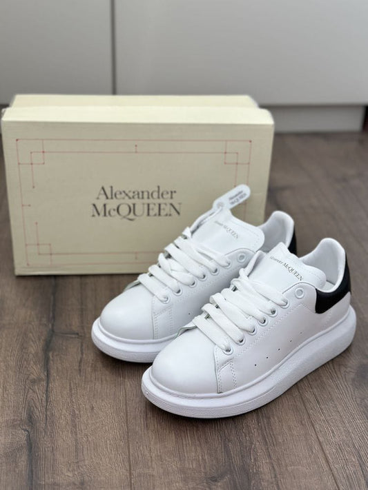 A     Alexander mc