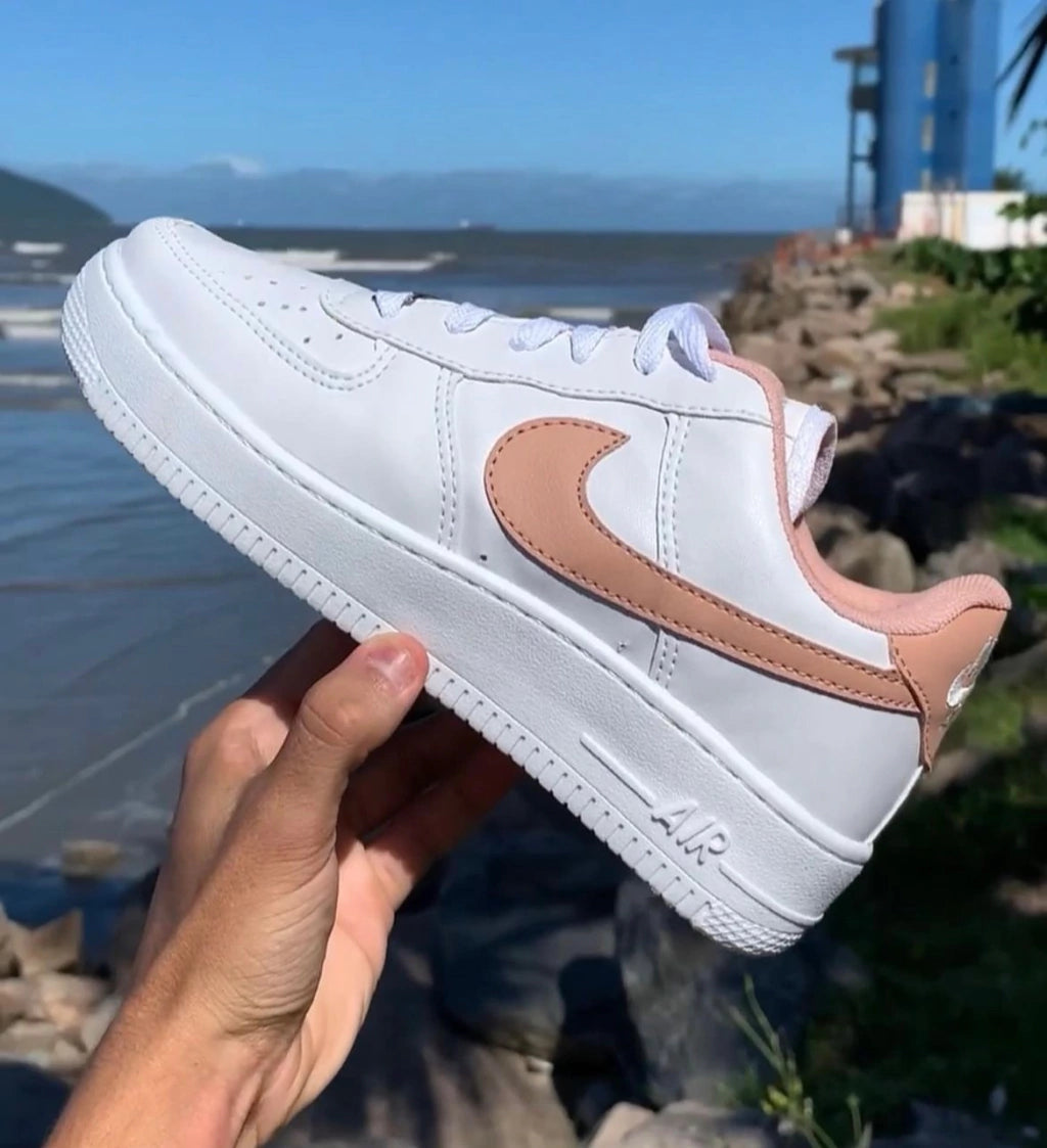 A.   AF alb nude+Vrf colet