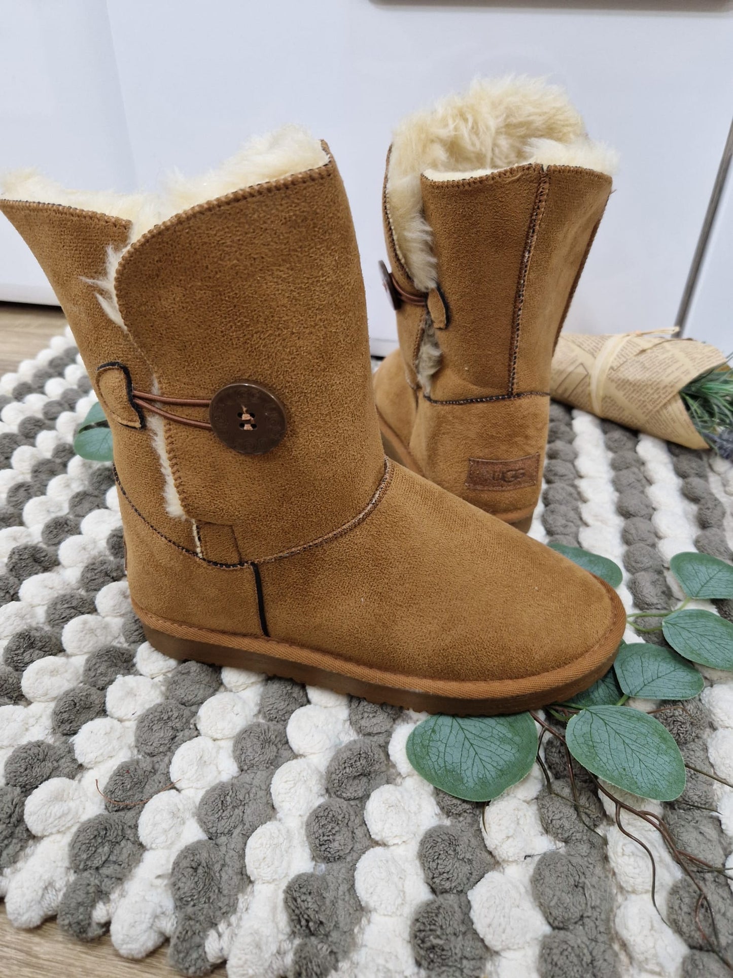 A       Ugg 1 B +Verificare colet