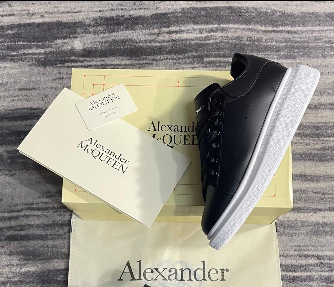 A             Alexander mc