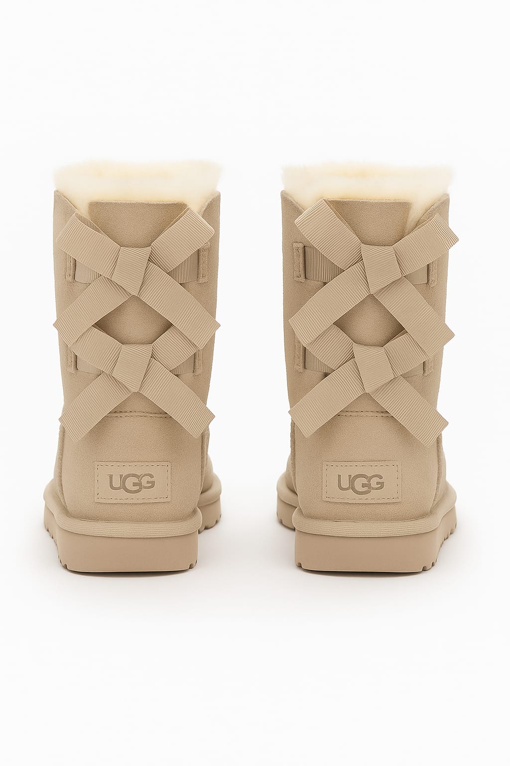 A       Ugg fundita +Vrf colet